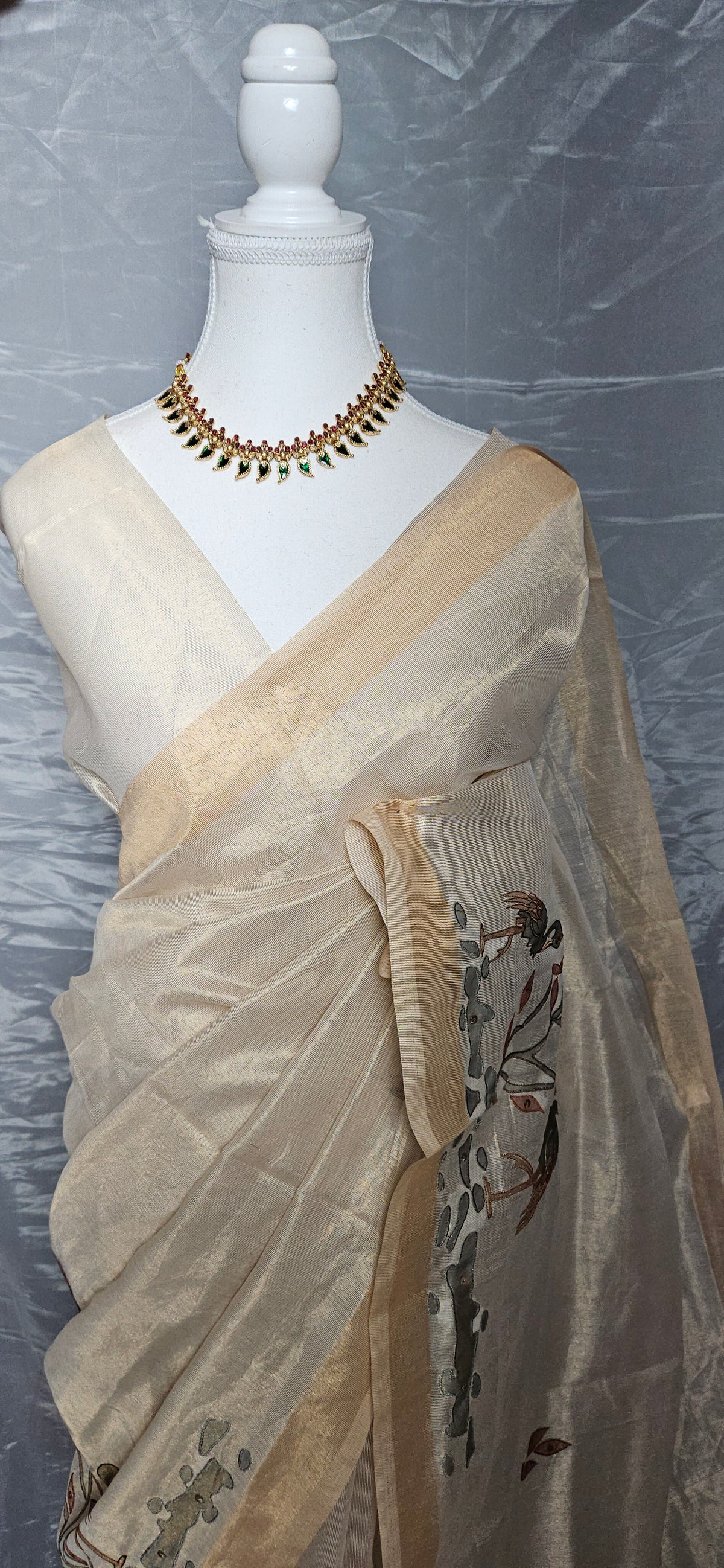 Ivory Tissue Saree – Flamingo Digital Print with Embroidered Detailing