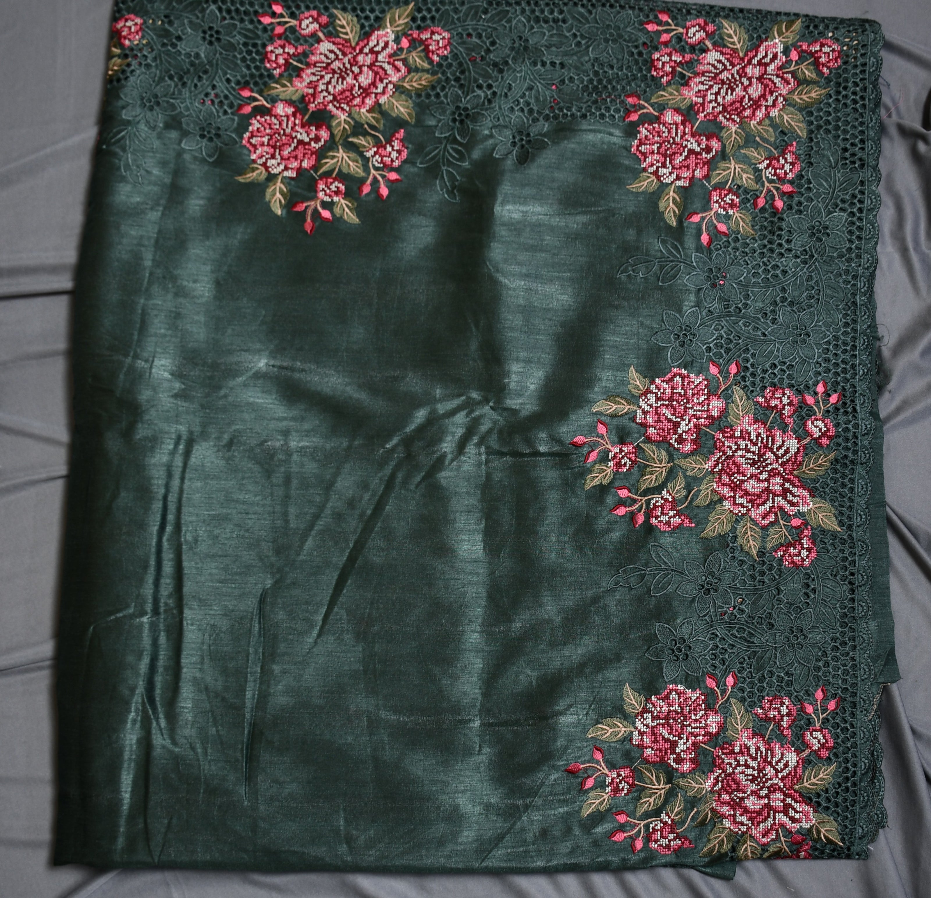 Floral Lace Crush Tussar Saree