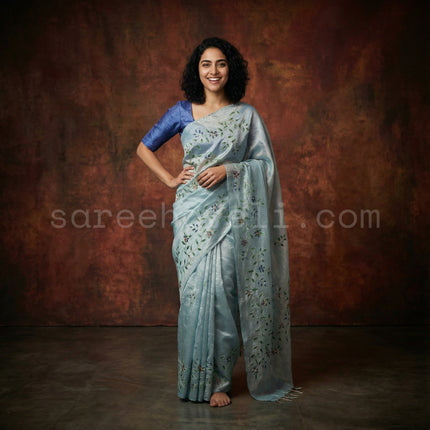 Crush silk Saree with Kantha Embroidery - Saree Haveli Default Title Crush Silk