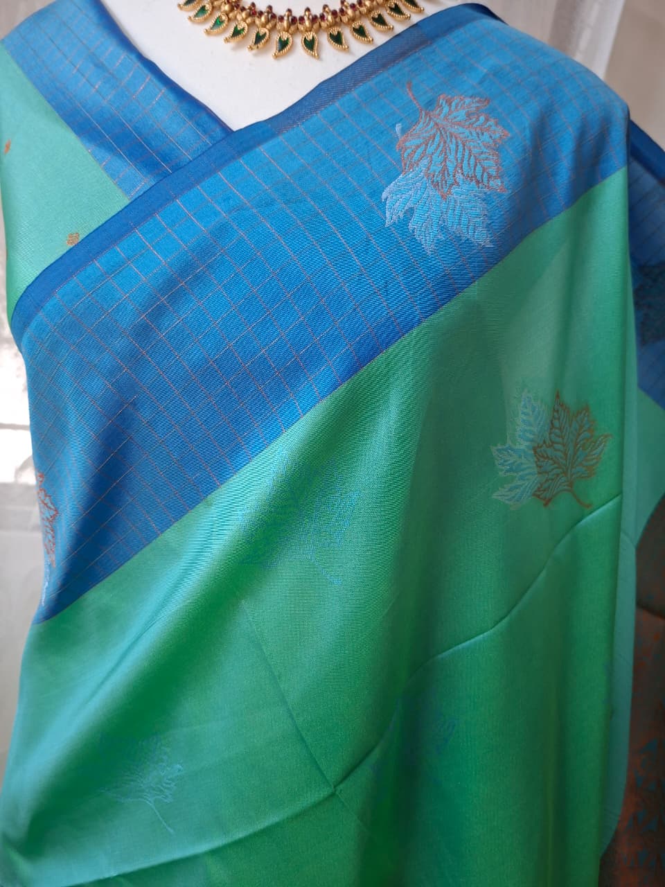 Contrast Weave Soft Silk Saree