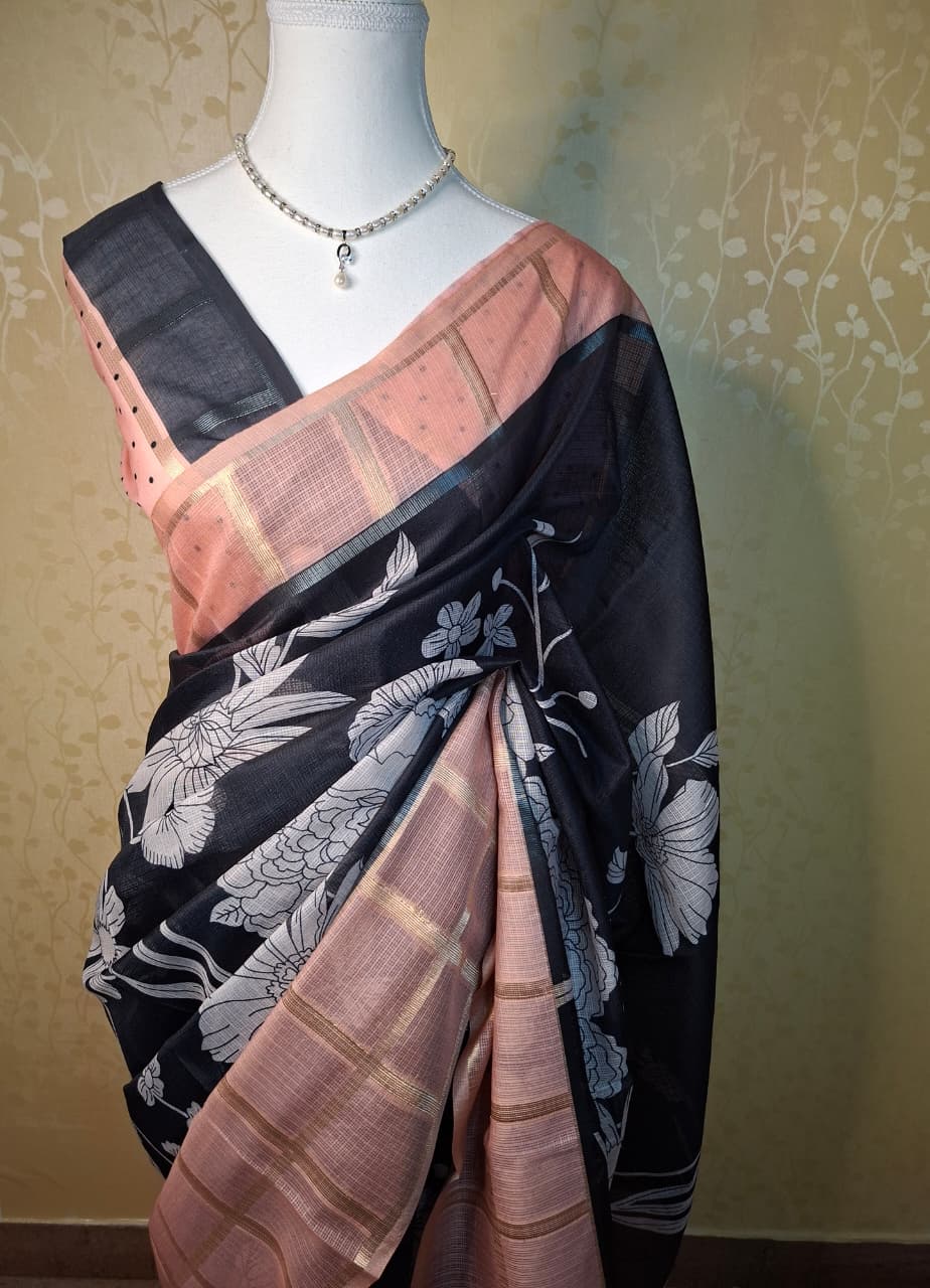 Kota Checks Saree in Black and Pink