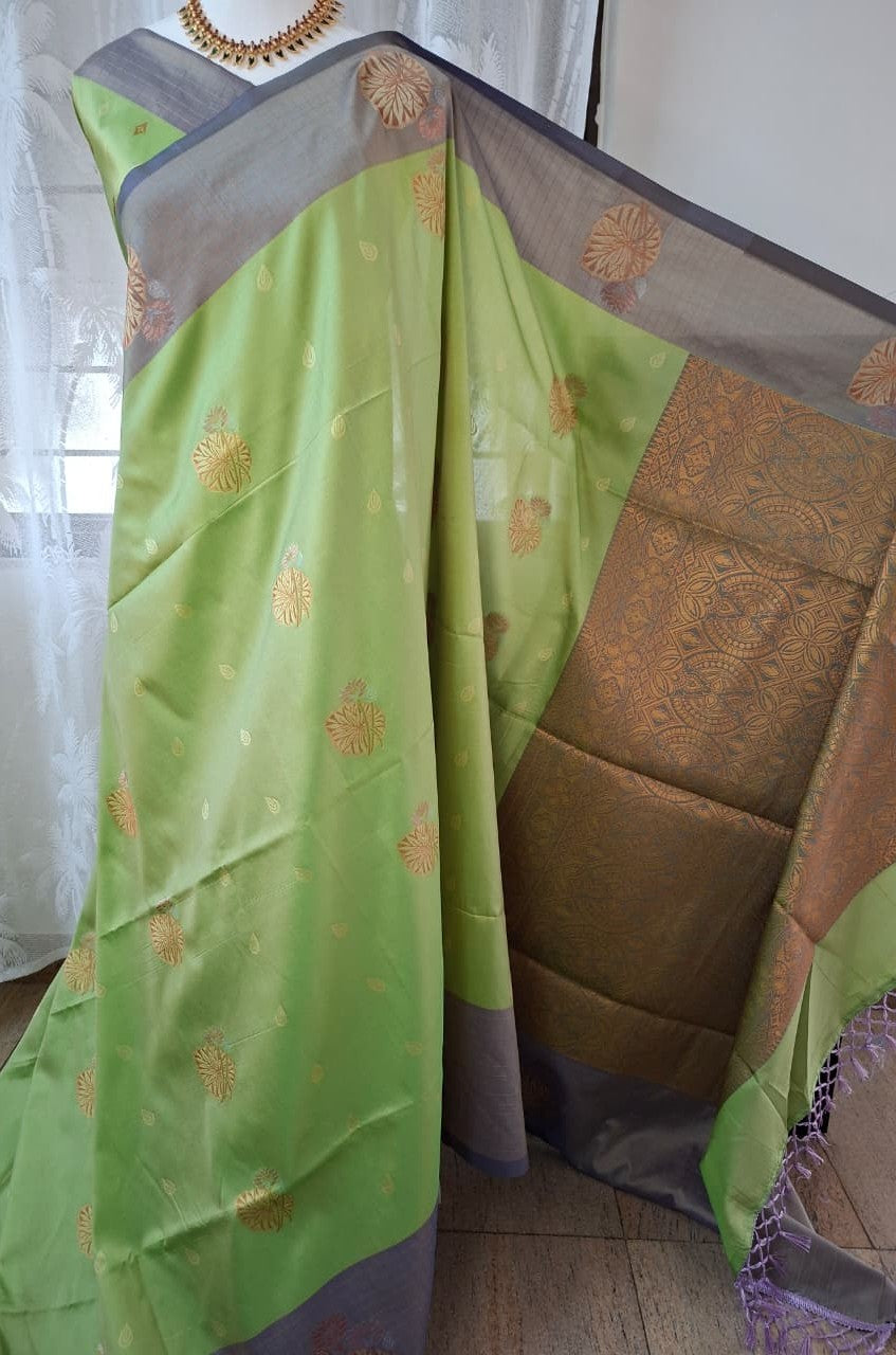 Contrast Weave Soft Silk Saree